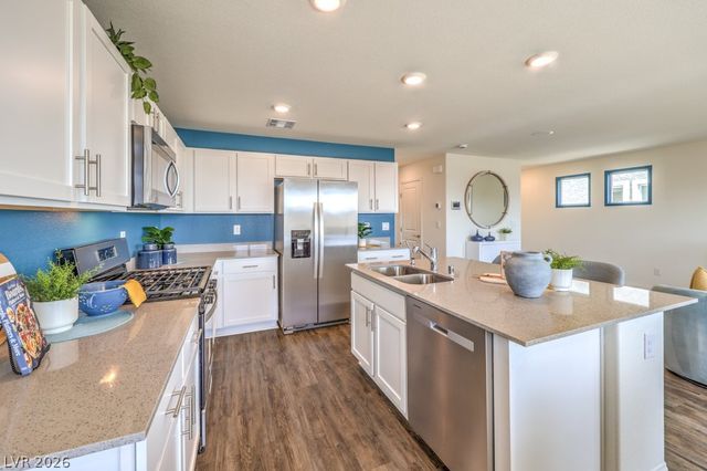 924 Galloway Lake Avenue, North Las Vegas, NV 89084