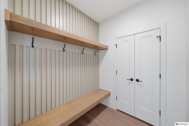 8853 Calamus River Road, Lincoln, NE 68520