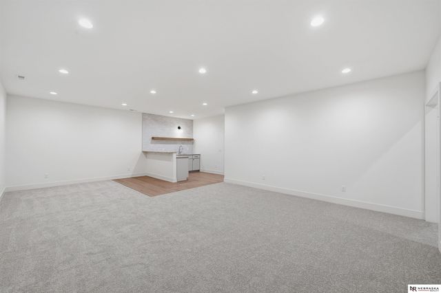 8853 Calamus River Road, Lincoln, NE 68520