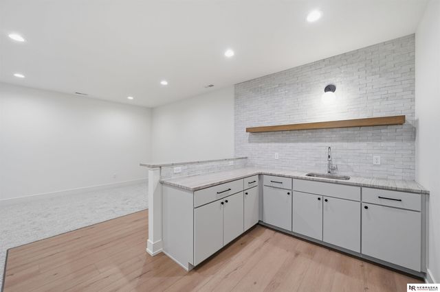 8853 Calamus River Road, Lincoln, NE 68520