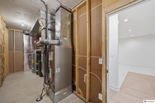 8853 Calamus River Road, Lincoln, NE 68520