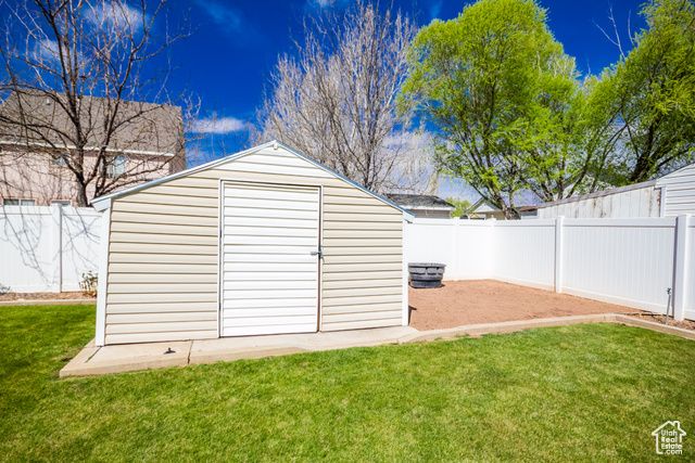 103 E 1150 S, Roosevelt, UT 84066