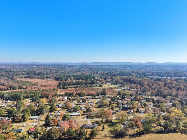 906 Diamond Circle, Lafayette, GA 30728