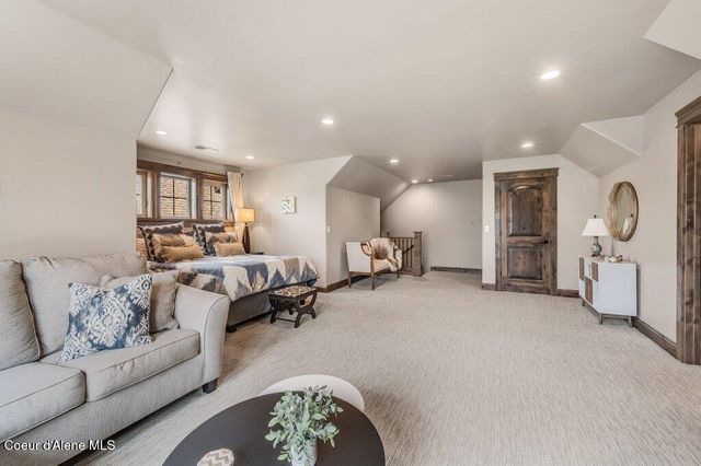 3455 E Winray DR, Hayden, ID 83835