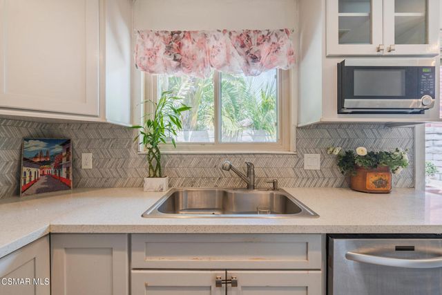 1917 Fitzgerald Road, Simi Valley, CA 93065