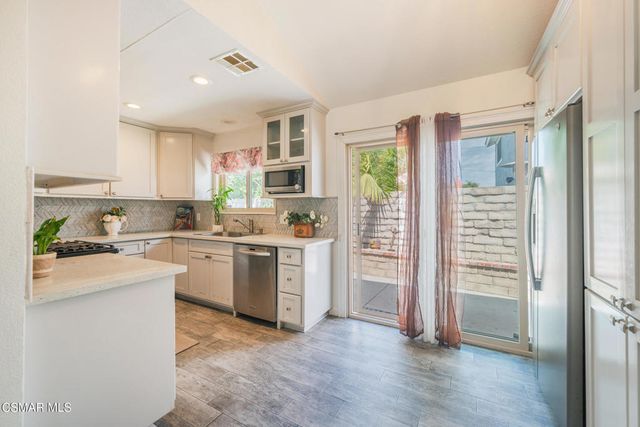 1917 Fitzgerald Road, Simi Valley, CA 93065