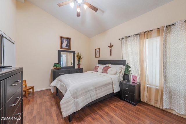 1917 Fitzgerald Road, Simi Valley, CA 93065