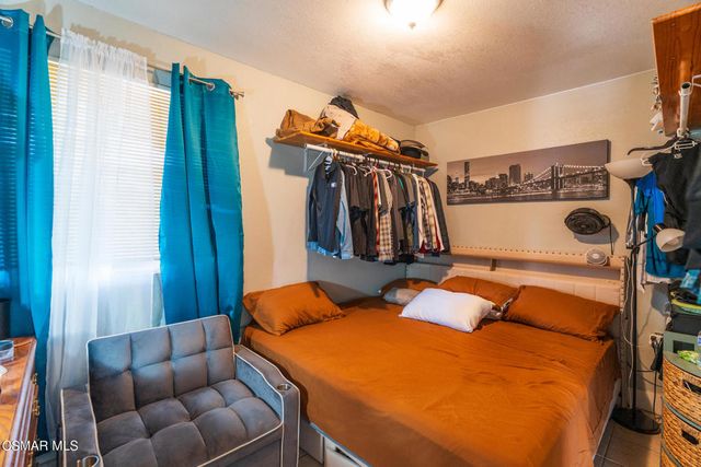 1917 Fitzgerald Road, Simi Valley, CA 93065