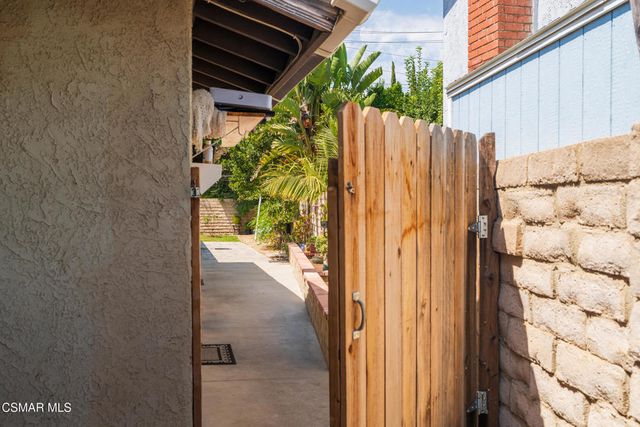 1917 Fitzgerald Road, Simi Valley, CA 93065