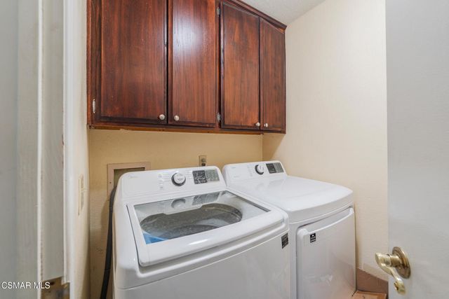 1917 Fitzgerald Road, Simi Valley, CA 93065