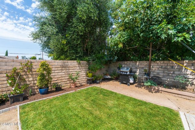 1917 Fitzgerald Road, Simi Valley, CA 93065