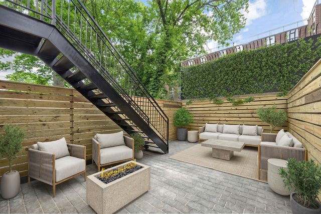 356 QUINCY Street, New York City, NY 11216