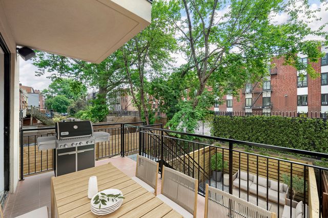 356 QUINCY Street, New York City, NY 11216