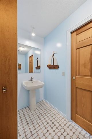 16 Rockwood Forest Glen, Wildwood, MO 63025