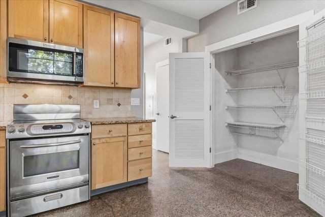 925 The Alameda 302, San Jose, CA 95126