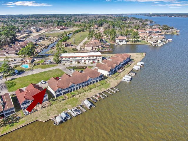 15 Regency Point, Conroe, TX 77356