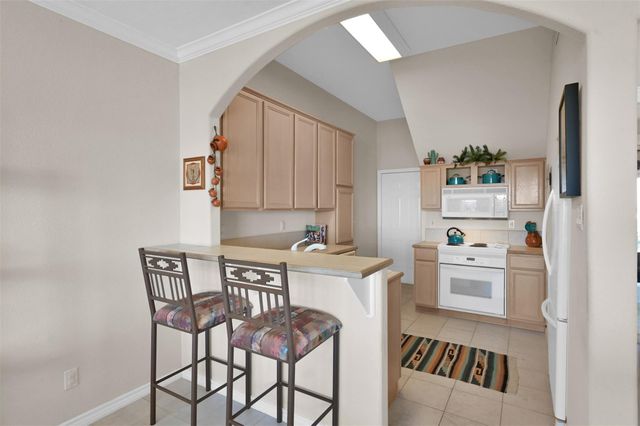 15 Regency Point, Conroe, TX 77356