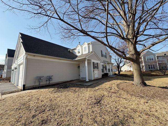 2611 Cedar Glade Drive 201, Naperville, IL 60564