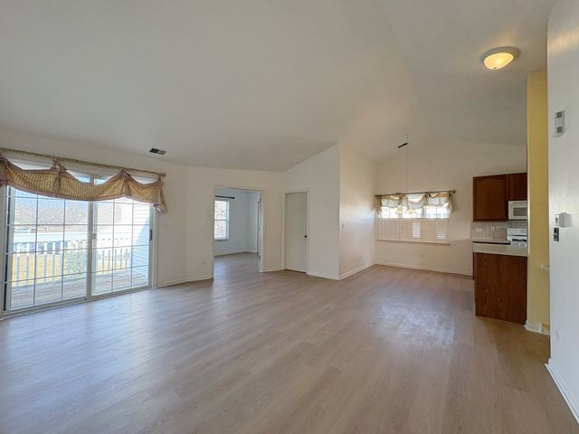 2611 Cedar Glade Drive 201, Naperville, IL 60564