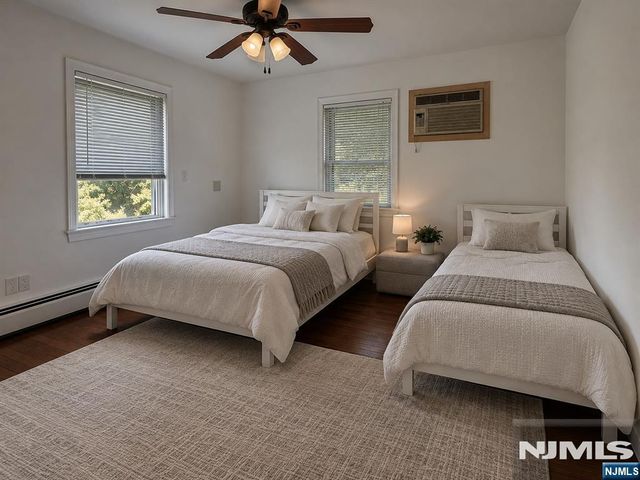 160 Spring Valley Road, Park Ridge, NJ 07656