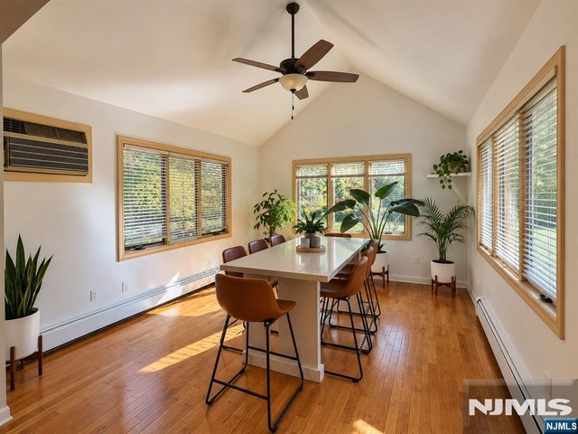 160 Spring Valley Road, Park Ridge, NJ 07656