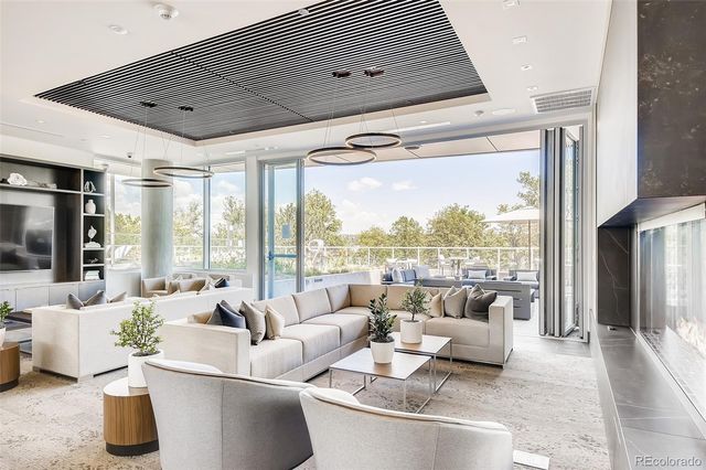 4200 W 17th Avenue 233, Denver, CO 80204