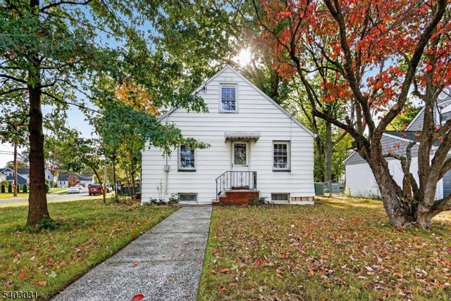 400 Douglas Rd, Roselle Boro, NJ 07203