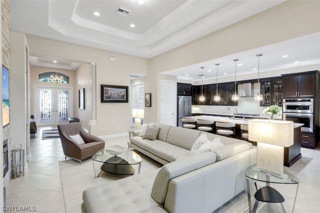 10126 Palazzo DR, Naples, FL 34119