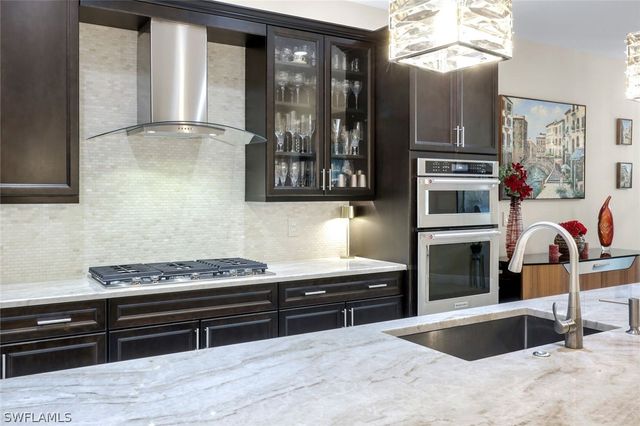 10126 Palazzo DR, Naples, FL 34119