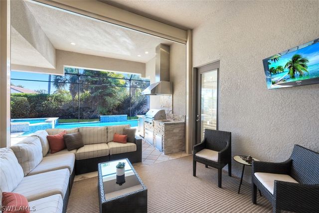 10126 Palazzo DR, Naples, FL 34119