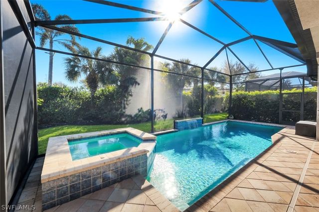 10126 Palazzo DR, Naples, FL 34119