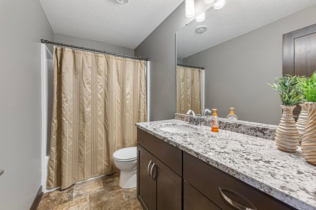 1285 Turnberry Drive SE, Rochester, MN 55904