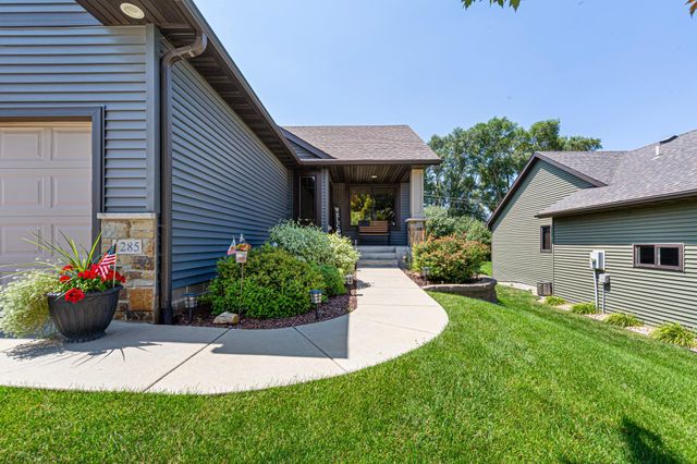 1285 Turnberry Drive SE, Rochester, MN 55904