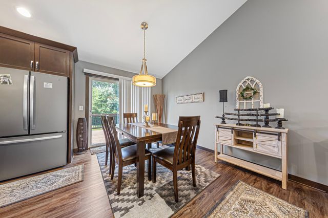 1285 Turnberry Drive SE, Rochester, MN 55904