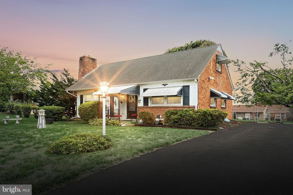 Image 1 of property listing at 1790 ARGYLE DRIVE, York, PA 17406