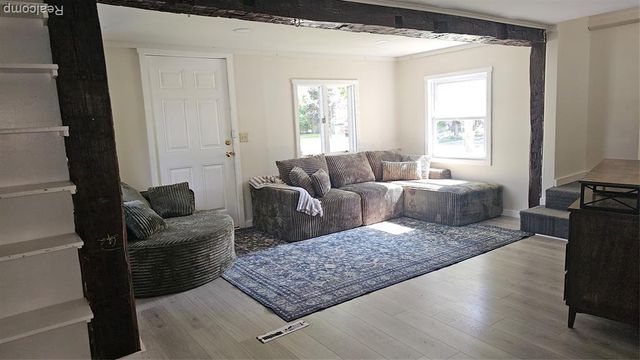 200 W Fauble Street, Durand, MI 48429