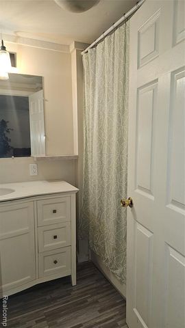 200 W Fauble Street, Durand, MI 48429