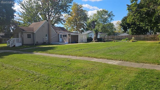 200 W Fauble Street, Durand, MI 48429