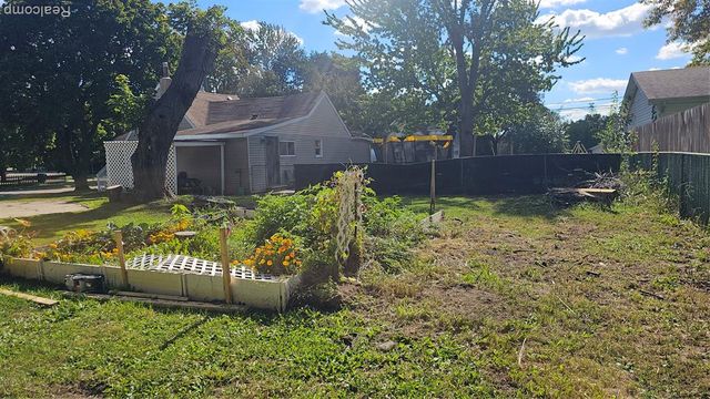 200 W Fauble Street, Durand, MI 48429