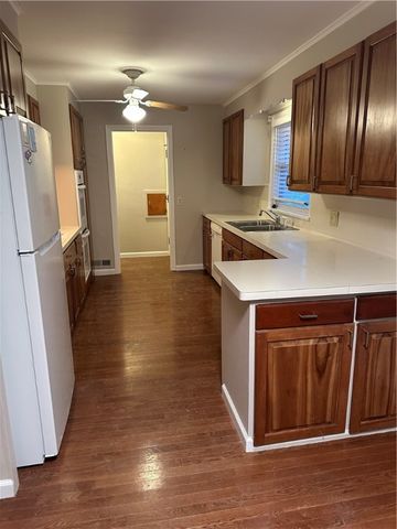 99 Newfield Drive, Greece, NY 14616