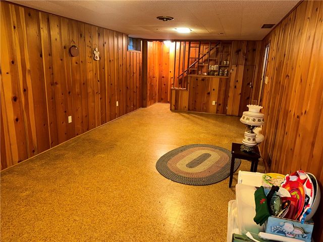 99 Newfield Drive, Greece, NY 14616