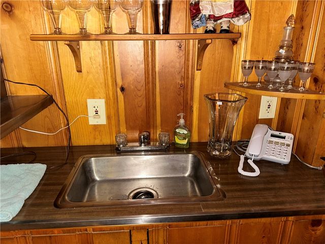 99 Newfield Drive, Greece, NY 14616