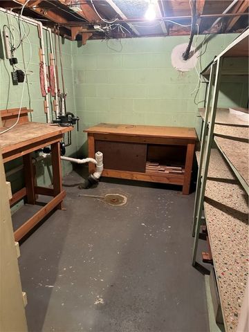 99 Newfield Drive, Greece, NY 14616