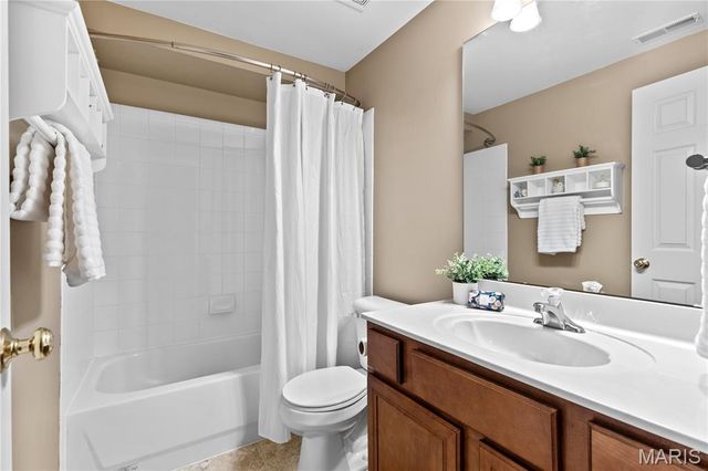 17662 Garden Ridge Circle, Wildwood, MO 63038