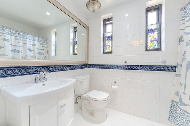 69-14 179th Street, Fresh Meadows, NY 11365