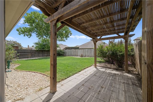 7518 Fort Griffen Dr, Corpus Christi, TX 78414