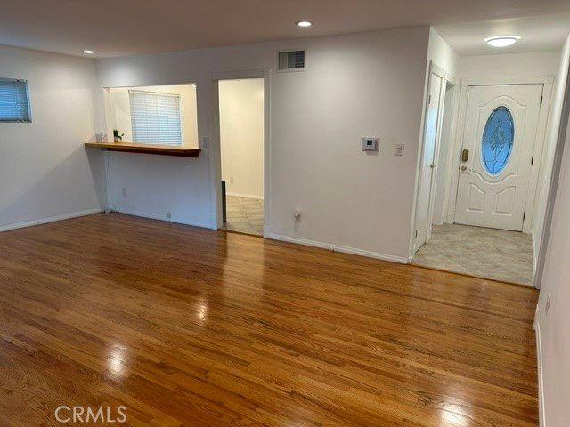 17214 Tulsa, Los Angeles, CA 91344