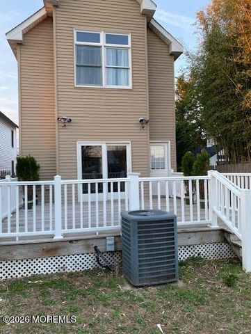 9 Locust Avenue, Red Bank, NJ 07701