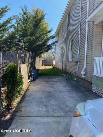9 Locust Avenue, Red Bank, NJ 07701