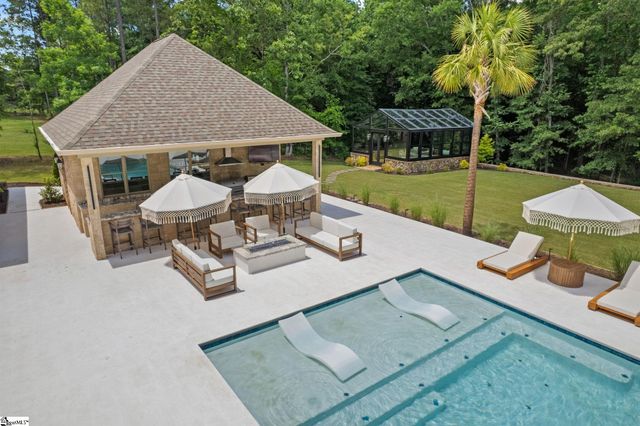 27 Clock Tower Court, Belton, SC 29627